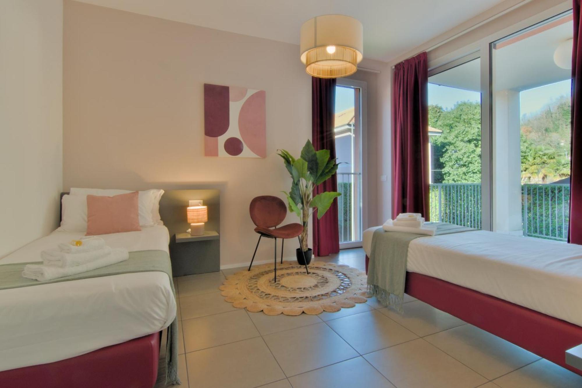 Golfo Gabella Lake Resort Maccagno Экстерьер фото