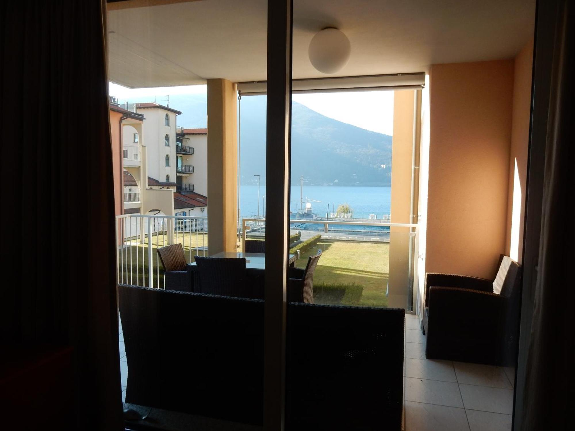 Golfo Gabella Lake Resort Maccagno Экстерьер фото