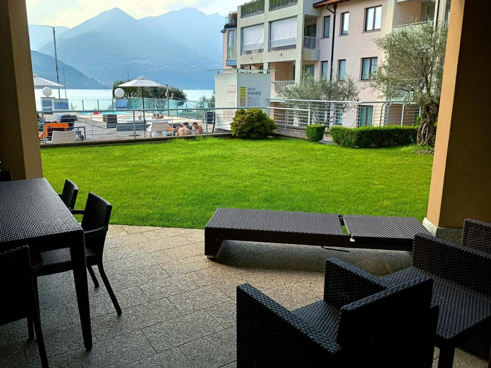 Golfo Gabella Lake Resort Maccagno Экстерьер фото
